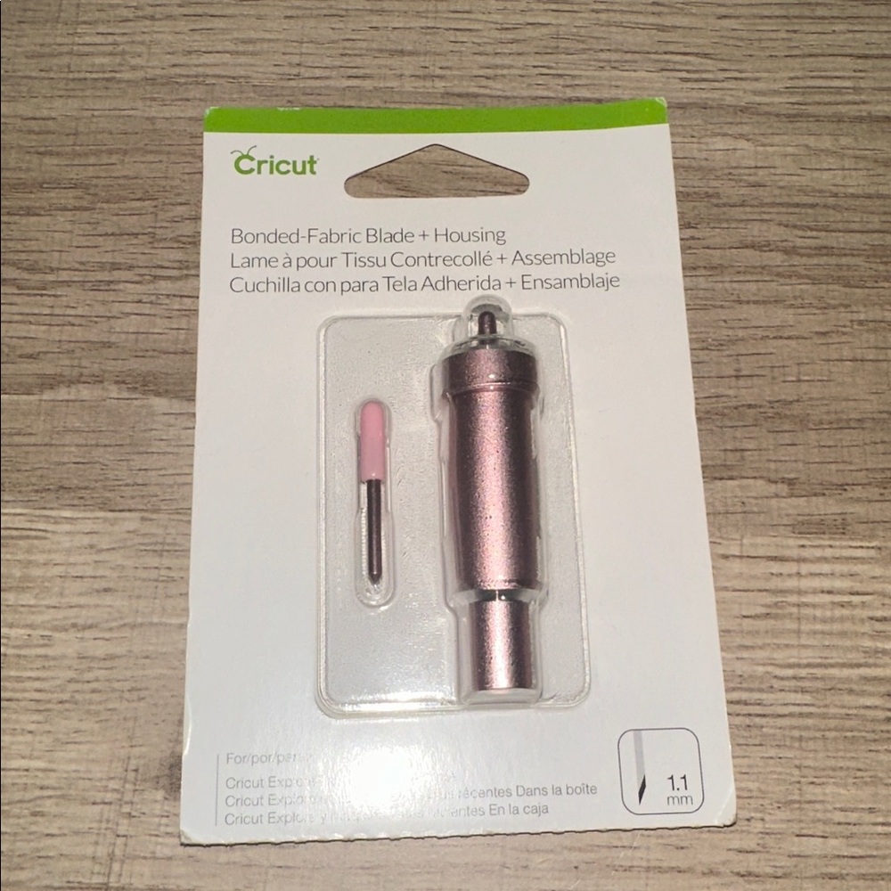 Cricut bonded fabric blade and housing NWT 1.1mm crafting cutting